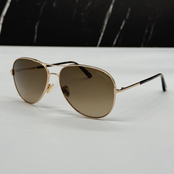 NEW TOM FORD TF823 28F WOMEN AVIATOR SUNGLASSES TOM FORD CLARK FT0823/S 28F - Picture 2 of 10